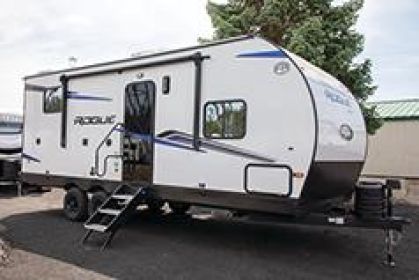 2025 TOY HAULER TRAVEL TRAILER