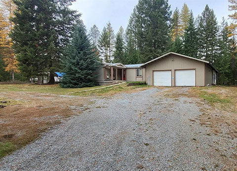 ENJOY EARLY SPRING IN THIS PROPERTY CLOSE TO DIAMOND LAKE