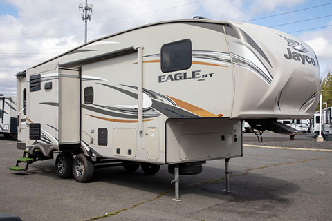 2017 5TH WHEEL WITH 3 SLIDES 2017 5TH WHEEL WITH 3 SLIDES