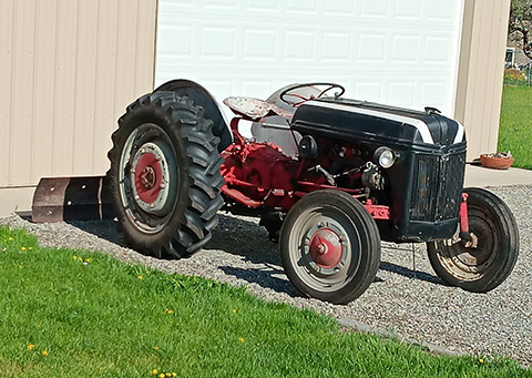 FORD 9N TRACTOR FORD 9N TRACTOR