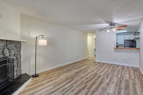 UPDATED CONDO IN SPOKANE VALLEY UPDATED CONDO IN SPOKANE VALLEY