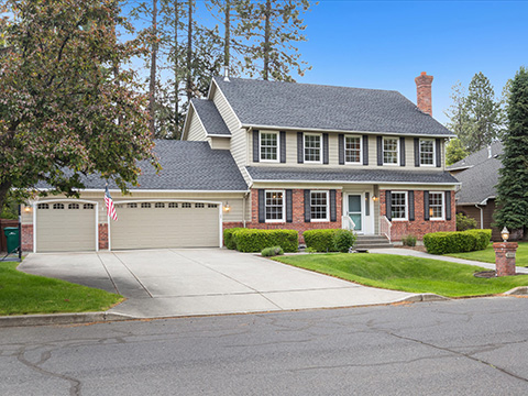 ELEGANT 1991 COLONIAL 2 STORY 4 BED & 4 BATH HOME ELEGANT 1991 COLONIAL 2 STORY 4 BED & 4 BATH HOME