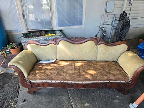 1905 CHESTERFIELD COUCH 1905 CHESTERFIELD COUCH