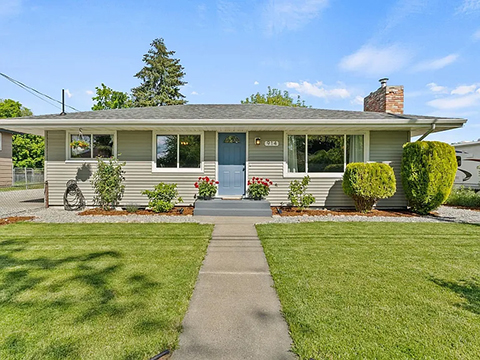 BEAUTIFULLY UPDATED SPOKANE VALLEY HOME BEAUTIFULLY UPDATED SPOKANE VALLEY HOME