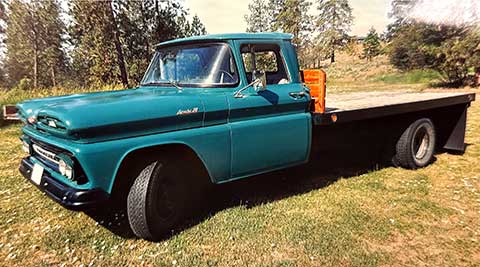 1961 CHEVY 1 TON FLAT BED, 235 6 CLY, 4 SPEED 1961 CHEVY 1 TON FLAT BED, 235 6 CLY, 4 SPEED