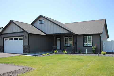 CHARMING DEER PARK HOME WITH ROOM TO GROW! CHARMING DEER PARK HOME WITH ROOM TO GROW!