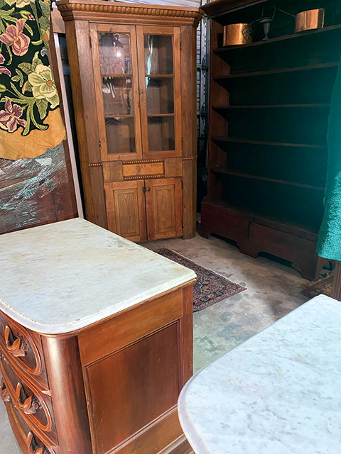 ANTIQUES FURNITURE IN LEWISTON ANTIQUES FURNITURE IN LEWISTON