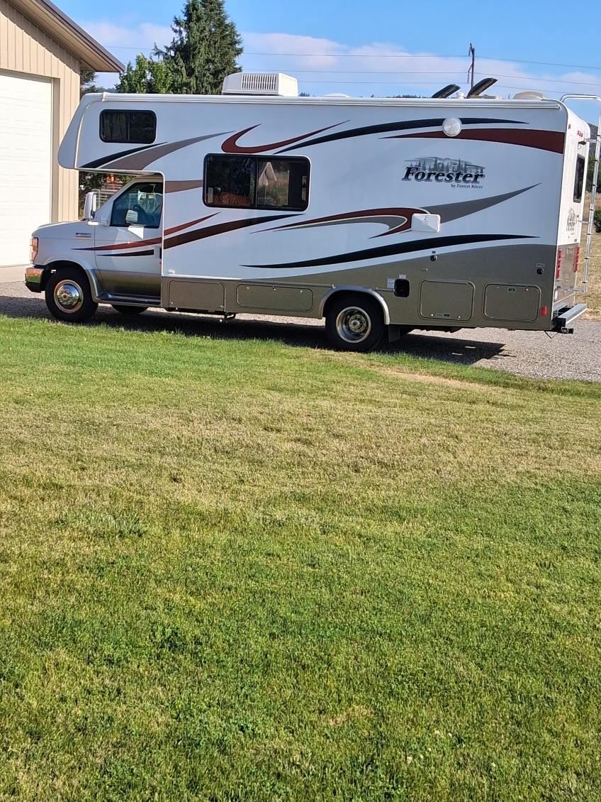 2012 FORESTER BY FOREST RIVER CLASS C STYLE 2012 FORESTER BY FOREST RIVER CLASS C STYLE
