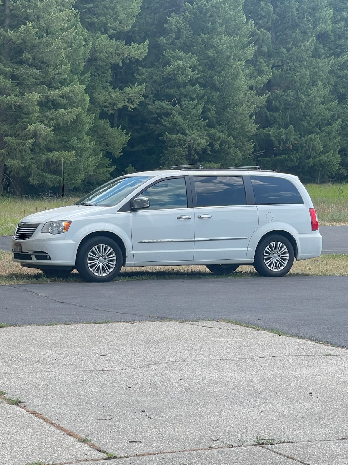 2015 CHRYSLER TOWN & COUNTRY VAN 2015 CHRYSLER TOWN & COUNTRY VAN