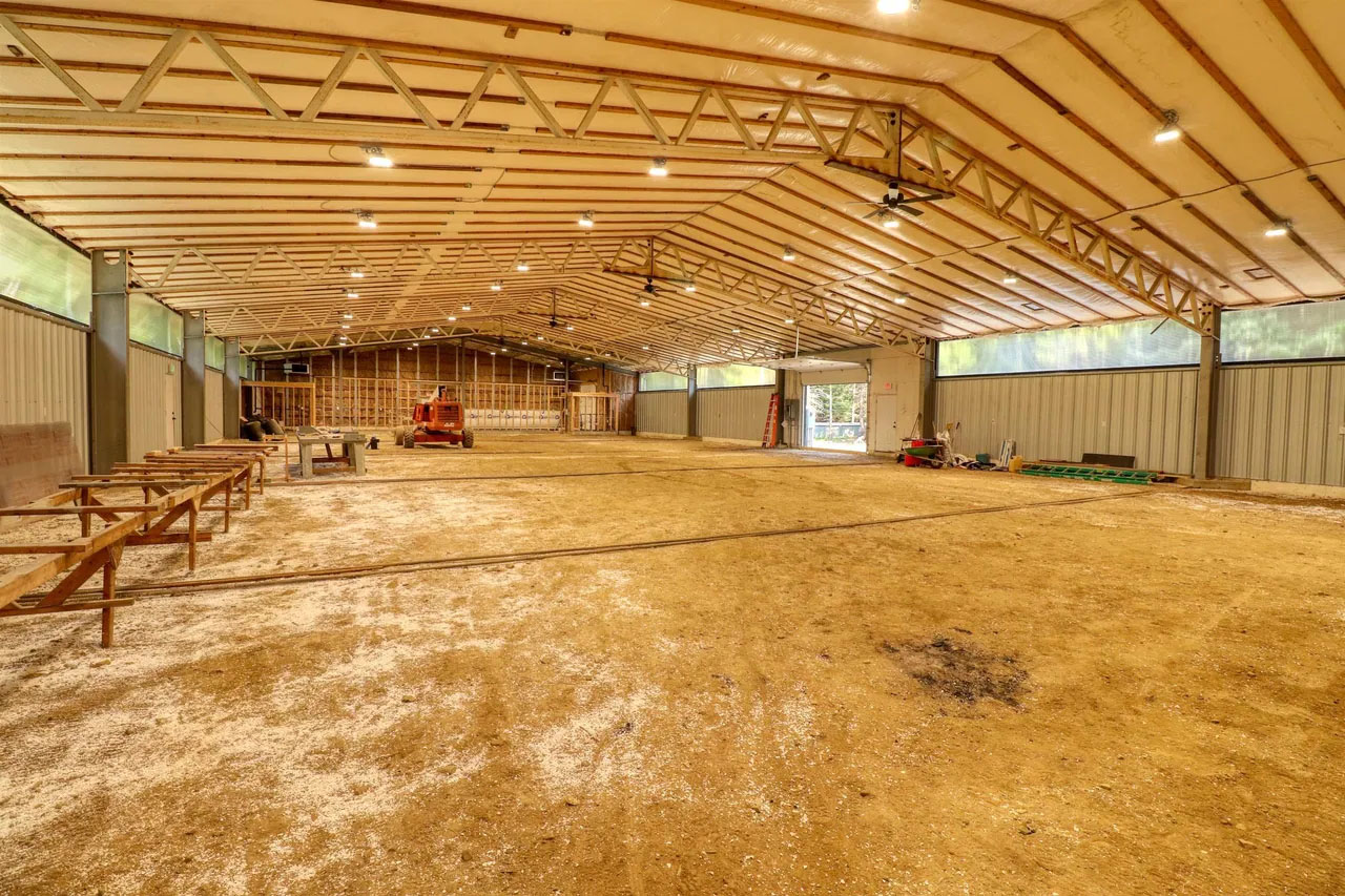 IMAGINE THE POSSIBILITIES! 14 ACRES WITH HUGE SHOP IMAGINE THE POSSIBILITIES! 14 ACRES WITH HUGE SHOP
