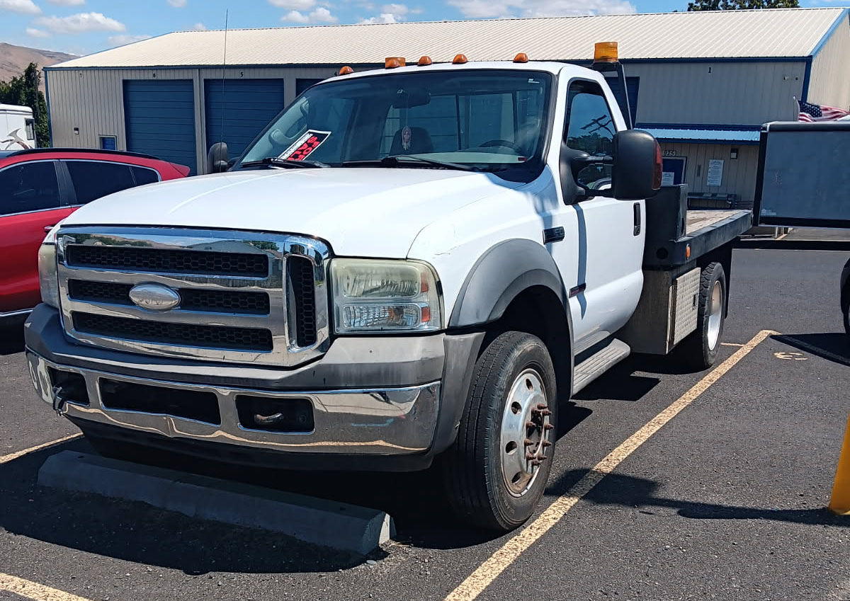 2005 F-450 FORD DIESEL FLAT BED 2005 F-450 FORD DIESEL FLAT BED