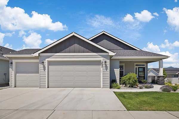 TRUTINA 55+ COMMUNITY A TURNKEY DREAM HOME TRUTINA 55+ COMMUNITY A TURNKEY DREAM HOME