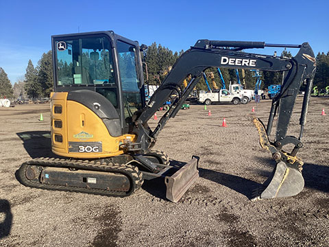 2018 JOHN DEERE 30G MINI EXCAVATOR 2018 JOHN DEERE 30G MINI EXCAVATOR