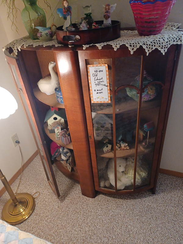 DISPLAY CABINET DISPLAY CABINET