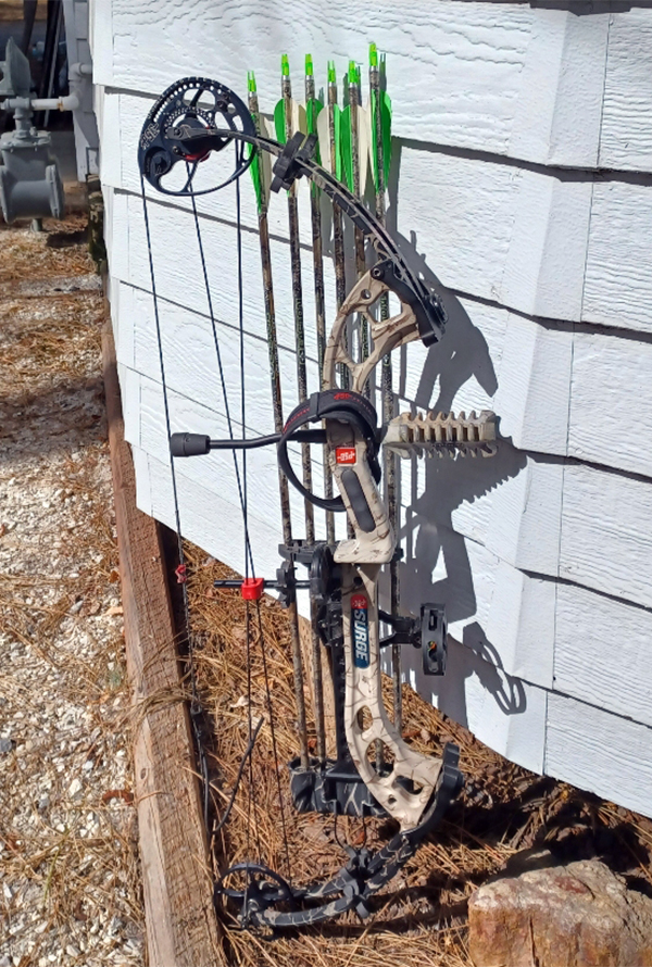 ARCHERY LIKE NEW PSE SURGE BIG CAM BOW ARCHERY LIKE NEW PSE SURGE BIG CAM BOW