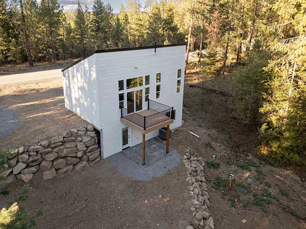NEW CONSTRUCTION WITH JUMP OFF JOE LAKE ACCESS NEW CONSTRUCTION WITH JUMP OFF JOE LAKE ACCESS