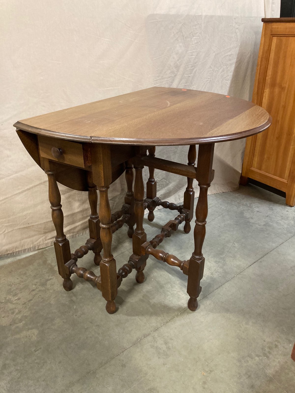 VINTAGE - ESTATE - SHOP ITEMS: VINTAGE - ESTATE - SHOP ITEMS: