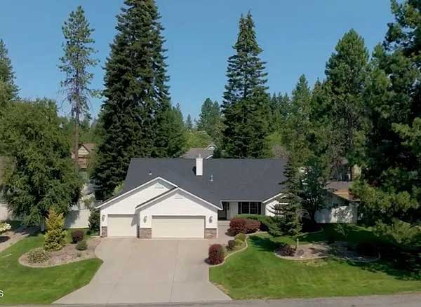 2325 SQ.FT. RANCHER IN HIGHLY DESIRABLE WEST HAYDEN 2325 SQ.FT. RANCHER IN HIGHLY DESIRABLE WEST HAYDEN