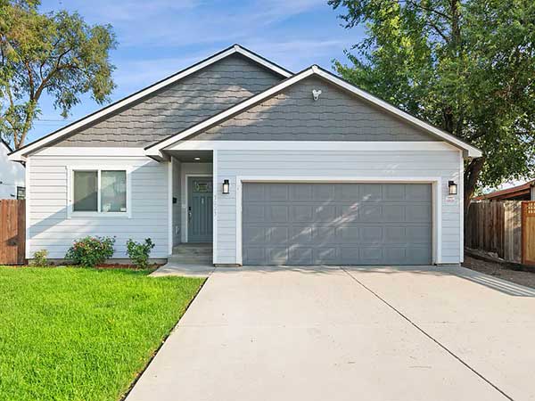 OPEN HOUSE SUNDAY OCTOBER 12, 12PM - 2PM OPEN HOUSE SUNDAY OCTOBER 12, 12PM - 2PM