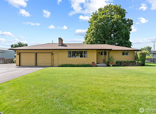 METICULOUSLY CARED FOR SPOKANE VALLEY HOME WITH A SHOP! METICULOUSLY CARED FOR SPOKANE VALLEY HOME WITH A SHOP!
