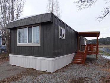 BEAUTIFUL REMODELED MANUFACTURED HOME