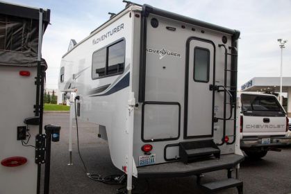 TRUCK CAMPER READY TO GO & CLEAN AS A WHISTLE